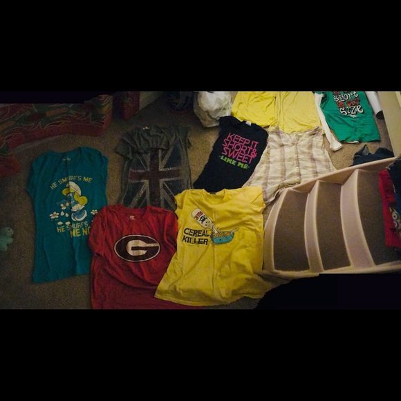 Tops - Picture 3 of 6